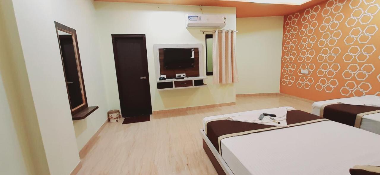 Hotel Diva Pushkar 4 Min Walking From Brahma Temple And Pushkar Lake Esterno foto